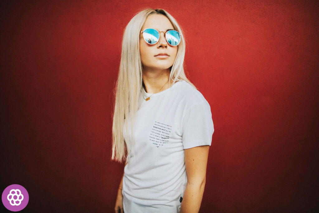 Lissage des cheveux au fer plat